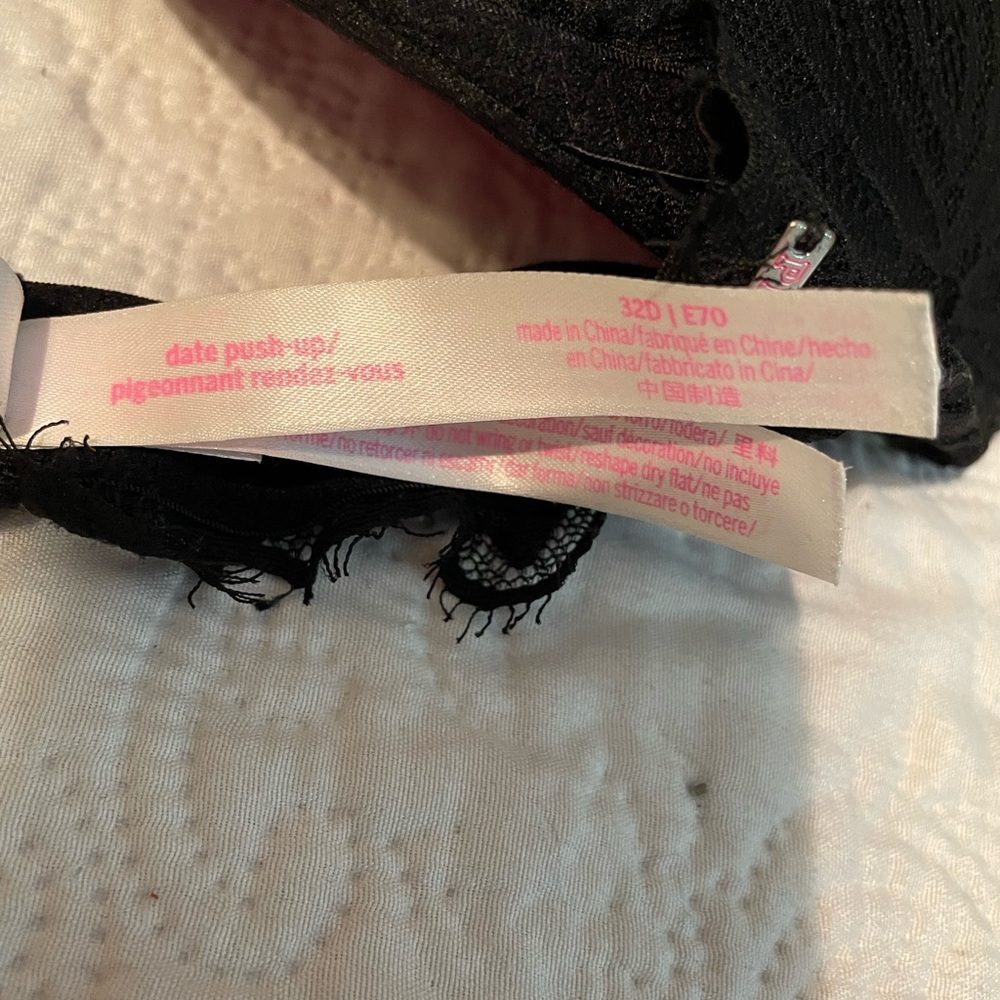 Pink by vs - Picture 2 of 2